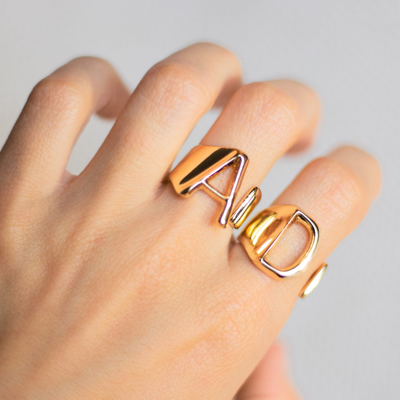 Adela Ring