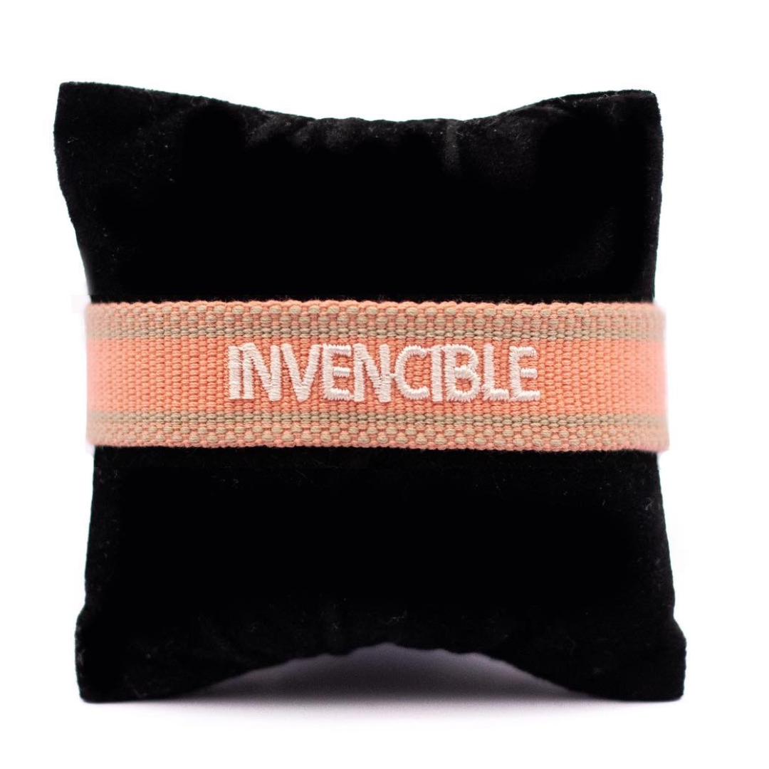 INVENCIBLE SALMON BRACELET